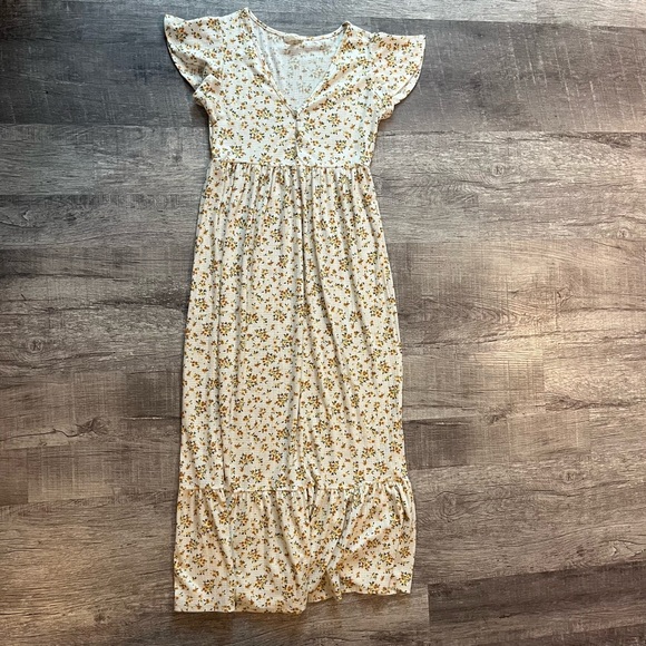 Charming Floral V-Neck Midi Dress - Picture 3 of 3